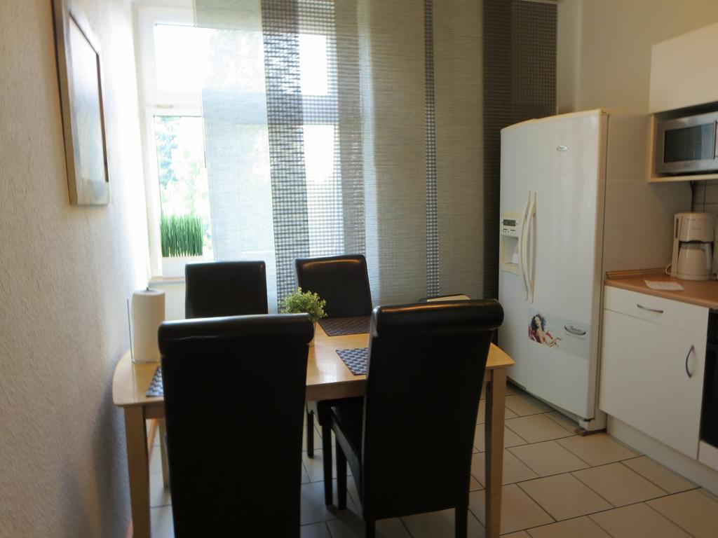 Ruhrzimmer ゲルゼンキルヒェン 部屋 写真