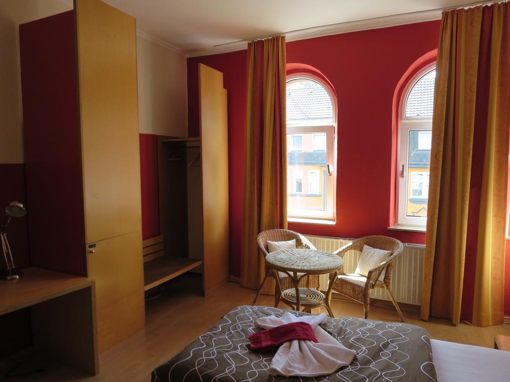 Ruhrzimmer ゲルゼンキルヒェン 部屋 写真