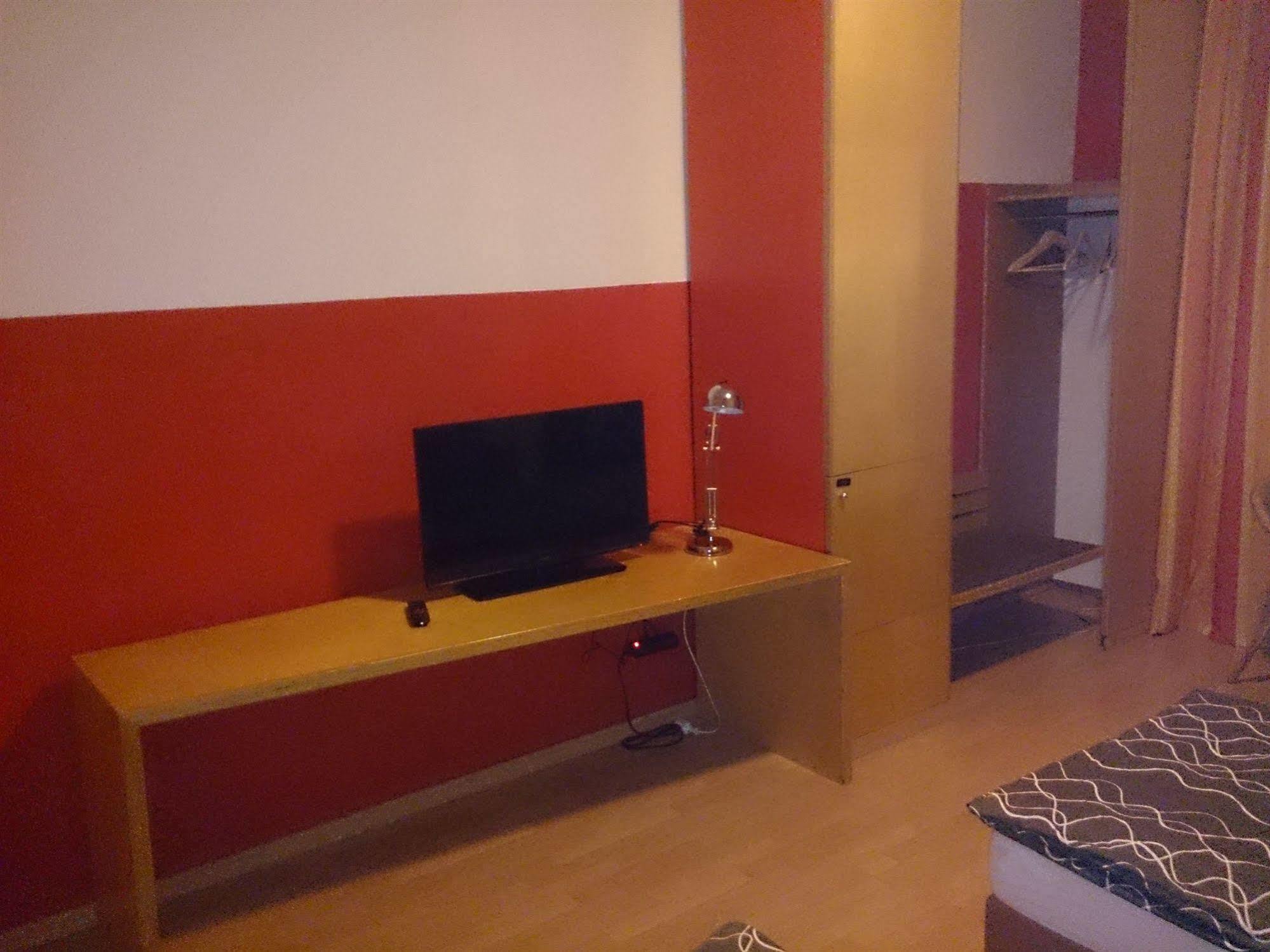 Ruhrzimmer ゲルゼンキルヒェン エクステリア 写真